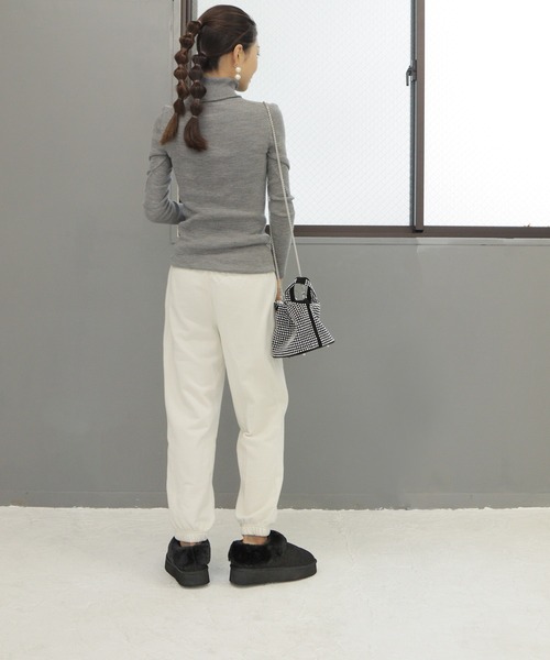 SOROTTO(ソロット)の「厚底 ふわふわムートンスリッポン(スリッポン・レディース・ブラック/キャメル・S/M/L/LL)」の15枚目の写真