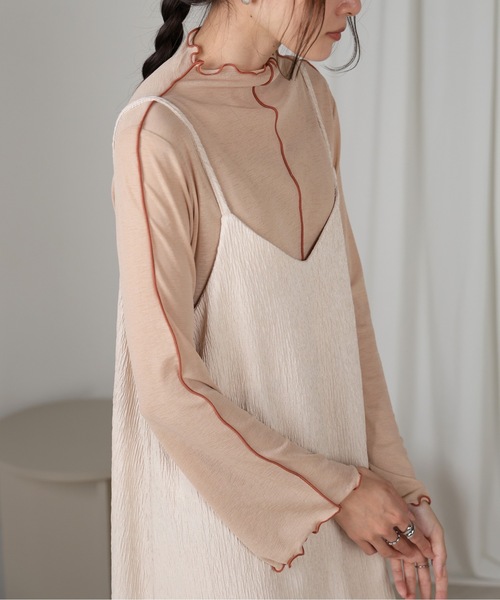 Bab（バブ）の「前後2WAY配色メロウカットソー（Tシャツ/カットソー・レディース・ブラック/グリーン/オフホワイト/ベージュ・FREE）」の6枚目の写真