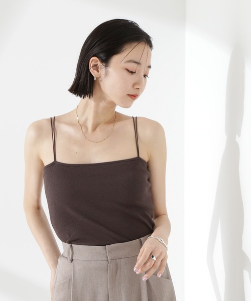 NANO universe（ナノユニバース）の「【追加生産】抗菌防臭リブカップ付きダブルストラップキャミソール（キャミソール・レディース・ホワイト/ブラック/グレイッシュベージュ/ブラウン・FREE）」の3枚目の写真