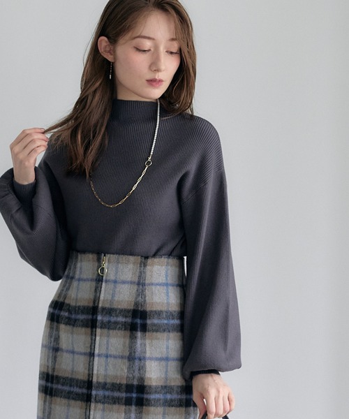 12Twelve Agenda(トゥエルブ アジェンダ)の「ボトルネックリブニットプルオーバー(ニット/セーター・レディース・イエロー/オフホワイト/チャコールグレー/グレイッシュベージュ/ミント/ラベンダー・M)」の2枚目の写真