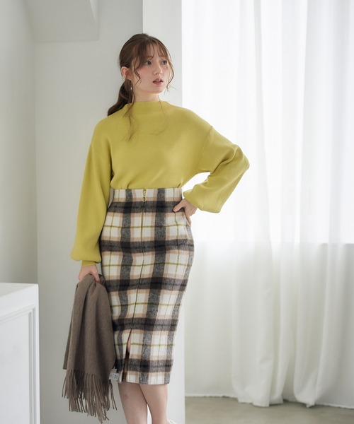 トゥエルブアジェンダ 12Twelve Agenda ボトルネックリブニットプルオーバー （グレージュ） トゥエルブアジェンダ 12Twelve Agenda ボトルネックリブニット