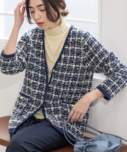 OPAQUE.CLIP(オペークドットクリップ)の「ツイードライクVニットカーディガン【洗濯機洗い可】(カーディガン/ボレロ・レディース・ホワイト系6/イエロー系その他5/ネイビー系3・38/40/36/42)」の1枚目の写真