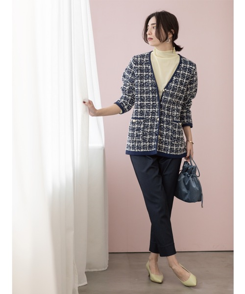 OPAQUE.CLIP(オペークドットクリップ)の「ツイードライクVニットカーディガン【洗濯機洗い可】(カーディガン/ボレロ・レディース・ホワイト系6/イエロー系その他5/ネイビー系3・38/40/36/42)」の9枚目の写真