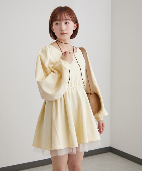mline（エムライン）の「[mline]ペプラムミニワンピース（ワンピース・レディース・グレー/アイボリー/グリーン系その他・FREE）」の4枚目の写真