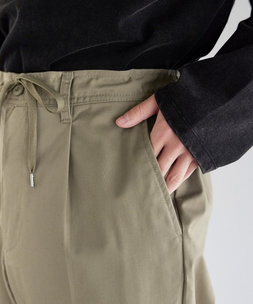 Dickies（ディッキーズ）の「Dickies TCツイルデニムテーパードイージーパンツ（その他パンツ・メンズ・ブラック系/チャコール/ブラック/カーキ/ベージュ/ブルー系・M/LL/L）」の13枚目の写真