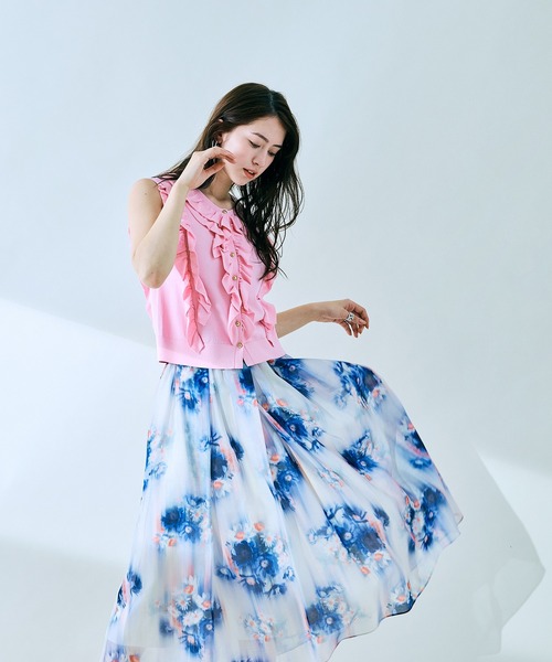 Audie a Muses(オーディアミューズ)の「ぼかしフラワープリントスカート(スカート・レディース・ブルー/ネイビー・38/42)」の3枚目の写真
