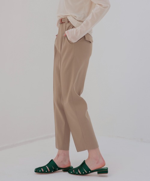 DRESSLAVE（ドレスレイブ）の「cuprime stretch tarperd trousers(キュプラストレッチテーパードトラウザー)（スラックス・レディース・ベージュ/ブラック・36/38）」の3枚目の写真