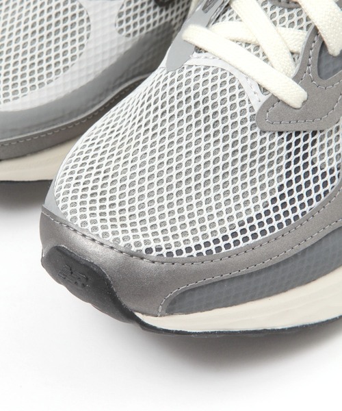 LAKOLE(ラコレ)の「【New Balance/ニューバランス】Fresh Foam ARISHI V4 / 135602(スニーカー・メンズ・チャコール/グレー・LARGE/MEDIUM)」の7枚目の写真