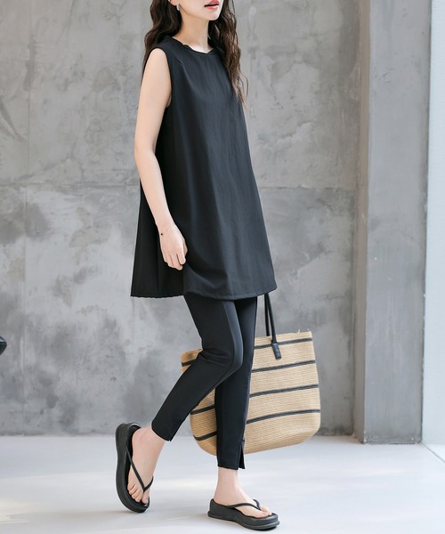 TeddyShop（テディショップ）の「【紫外線遮蔽率 99.9%以上】レディース バックリボンノースリーブラッシュガード+センタースリットロングパンツ 上下2点セット 水陸両用 水着体型カバー（ラッシュガード・レディース・ベージュ系その他/ブラック/ホワイト×ブラック/グリーン系その他・S/M/L/LL）」の12枚目の写真