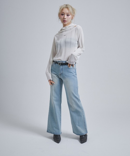 ENVYM（アンビー）の「ルーズフレアデニムパンツ（デニムパンツ・レディース・ブルー/ブラック・SMALL/MEDIUM）」の15枚目の写真