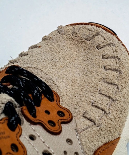 go slow caravan(ゴースローキャラバン)の「Flower MOUNTAIN/フラワーマウンテン MUSTARD WALNUT(スニーカー・メンズ・ベージュ/グレー・27.5cm/26.5cm/26cm/25cm/24.5cm/24cm/23.5cm)」の7枚目の写真