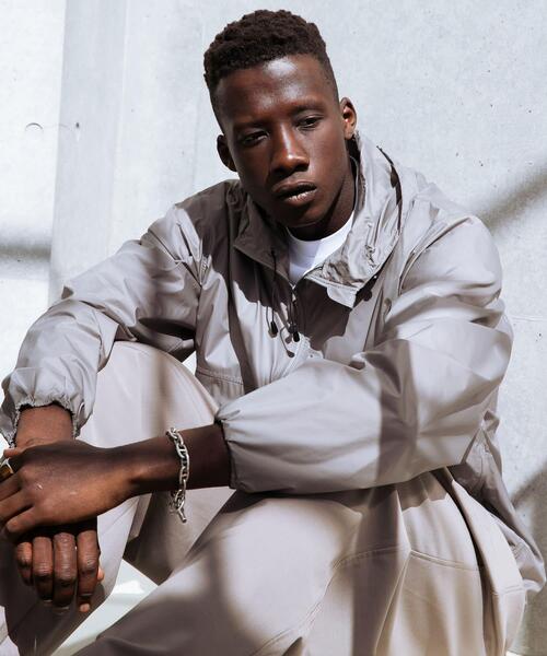 URBAN RESEARCH（アーバンリサーチ）の「new basic　Nylon Rip Stop Wind Parka（ナイロンジャケット・メンズ・ブラック/カーキ/グレー・MEDIUM/LARGE/X-LARGE）」の5枚目の写真