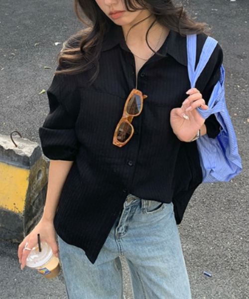 gossip!ロサンゼルス(ゴシップロサンゼルス)の「刺繍ストライプシャツ(シャツ/ブラウス・レディース・オフホワイト/ブラック・FREE)」の1枚目の写真