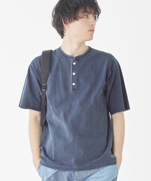 KRIFF MAYER（クリフメイヤー）の「【綿100％】ヘビーウェイトピグメントヘンリーTシャツ（Tシャツ/カットソー・メンズ・ネイビー/グレー/オフホワイト/レッド/ブルーグリーン/カーキ/マスタード/チャコール・LARGE/X-LARGE/MEDIUM）」の6枚目の写真