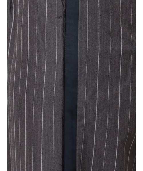 MURUA（ムルーア）の「パイピングラインパンツ（スラックス・レディース・ダークブラウン/ネイビー/グレー・1/2）」の16枚目の写真