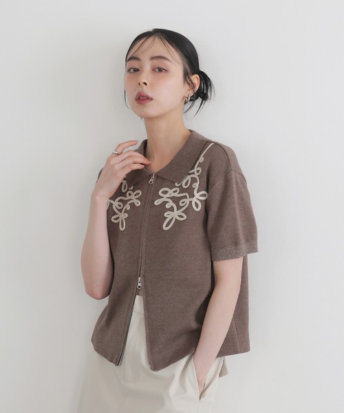 セリーヌ　ヴィンテージ　馬車刺繍　半袖サマーニット　ベージュ　サイズ不明 セール】コード刺繍半袖ポロニット（ニット/セーター）｜LIAN