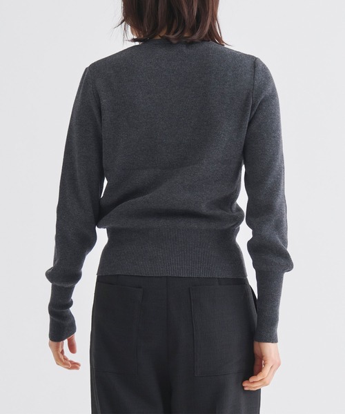 THE TOKYO(ザトウキョウ)の「《ZOZOTOWN限定》【Louren/ローレン】Vneck knit compact cardigan/Vネックニットコンパクトカーディガン/クロップドカーディガン(カーディガン/ボレロ・レディース・ブルー/チャコールグレー/ブラック・FREE)」の21枚目の写真