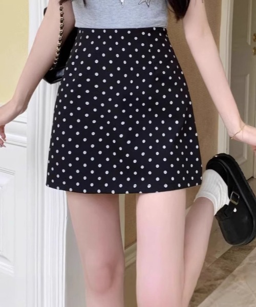 paravion（パラビオン）の「ドット台形スカート（スカート・レディース・ホワイト/ブラック・SMALL/MEDIUM）」の9枚目の写真