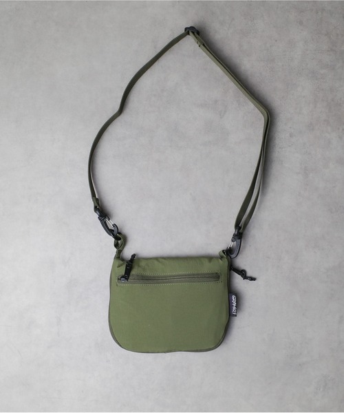 Gramicci(グラミチ)の「《GRAMICCI》NYLON PACKABLE EXPLORER TOTE(トートバッグ・メンズ・ネイビー/オリーブ/グレー系その他/ブラック・FREE)」の21枚目の写真