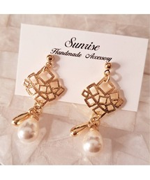 【Sunrise】ゴールドチャーム×パールピアス(MA)