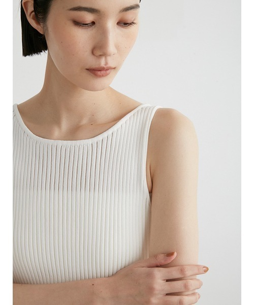シルエットがきれいな2wayペプラムベスト – OURHOME