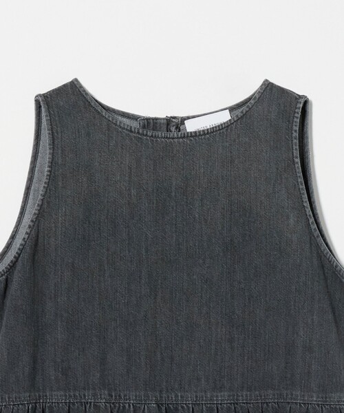 UNITED ARROWS（ユナイテッドアローズ）の「デニム ティアード ノースリーブワンピース（ワンピース・レディース・コバルトブルー/ブラック・38/36）」の20枚目の写真