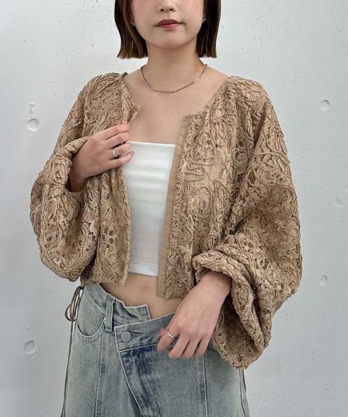 archives（アルシーヴ）の「コード刺繍レースブラウス（シャツ/ブラウス・レディース・オフホワイト/ブラック/ベージュ・MEDIUM）」の3枚目の写真