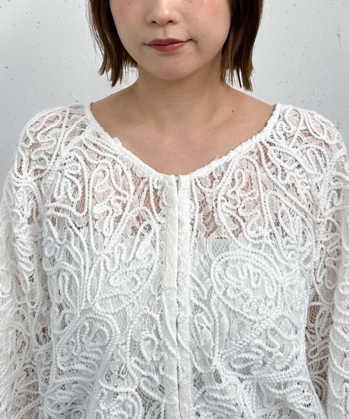 archives（アルシーヴ）の「コード刺繍レースブラウス（シャツ/ブラウス・レディース・オフホワイト/ブラック/ベージュ・MEDIUM）」の14枚目の写真