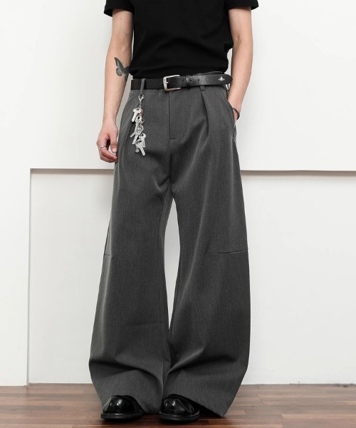 Ressaca（レサーカ）の「ルーズシルエットタックスラックスパンツ（スラックス・メンズ・ブラック/グレー・M/L/XL）」の10枚目の写真