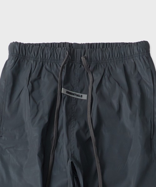 FOG ESSENTIALS(エフオージーエッセンシャルズ)の「FOG ESSENTIALS/エッセンシャルズ TRACK NYLON PANTS ナイロン リフレクターパンツ(その他パンツ・メンズ・ブラック/シルバー・S/M/L/XL)」の7枚目の写真