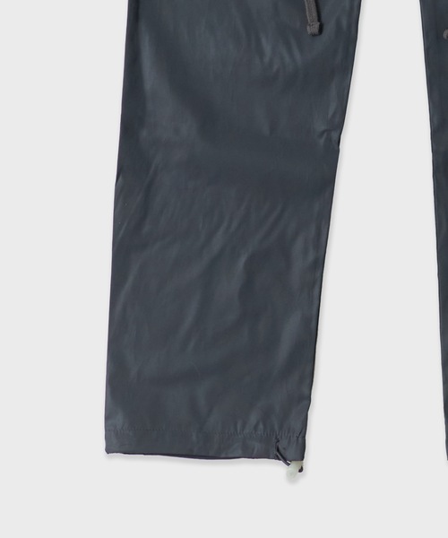 FOG ESSENTIALS(エフオージーエッセンシャルズ)の「FOG ESSENTIALS/エッセンシャルズ TRACK NYLON PANTS ナイロン リフレクターパンツ(その他パンツ・メンズ・ブラック/シルバー・S/M/L/XL)」の5枚目の写真