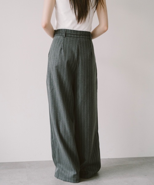 DRWCYS（ドロシーズ）の「ピンストライプワイドスラックス（スラックス・レディース・グレー/チャコールグレー・SMALL/MEDIUM）」の6枚目の写真
