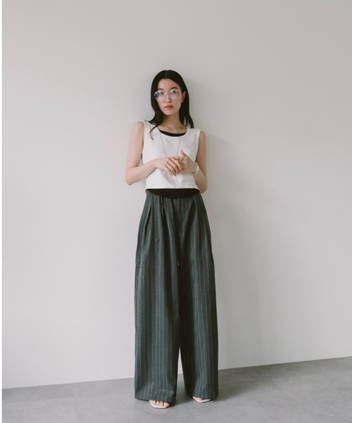 DRWCYS（ドロシーズ）の「ピンストライプワイドスラックス（スラックス・レディース・グレー/チャコールグレー・SMALL/MEDIUM）」の14枚目の写真