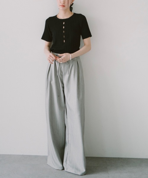 DRWCYS（ドロシーズ）の「ピンストライプワイドスラックス（スラックス・レディース・グレー/チャコールグレー・SMALL/MEDIUM）」の21枚目の写真