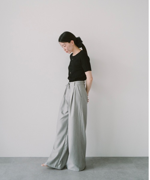 DRWCYS（ドロシーズ）の「ピンストライプワイドスラックス（スラックス・レディース・グレー/チャコールグレー・SMALL/MEDIUM）」の22枚目の写真