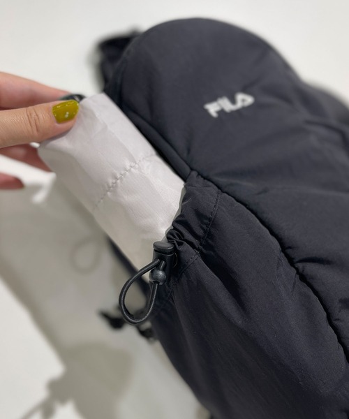 FILA（フィラ）の「【EC別注】FILA フィラ ブランド ロゴ 刺繍 ナイロン 2WAY ボディバッグ ショルダーバッグ（ボディバッグ/ウエストポーチ・メンズ・ブラック/アイボリー・FREE）」の22枚目の写真