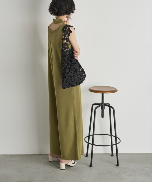 THE YOn（ザヨン）の「マルチウェイWレイヤードタンクオールインワン（つなぎ/オールインワン・レディース・アイボリー/ブラック/オリーブ・FREE）」の9枚目の写真