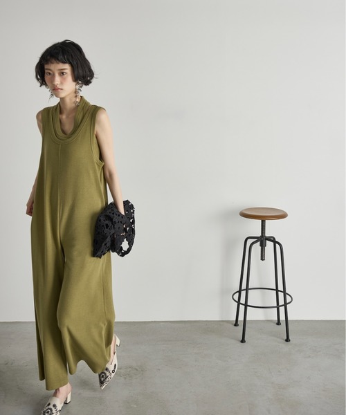 THE YOn（ザヨン）の「マルチウェイWレイヤードタンクオールインワン（つなぎ/オールインワン・レディース・アイボリー/ブラック/オリーブ・FREE）」の11枚目の写真