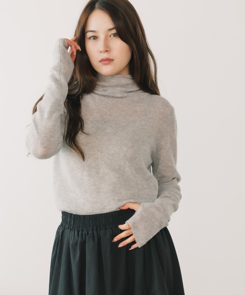 ADAWAS(アダワズ)の「ADAWAS/アダワス SHEER CASHMERE TOP シアーカシミヤトップ(Tシャツ/カットソー・レディース・グレー系・FREE)」の2枚目の写真