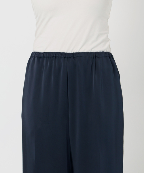 La TOTALITE（ラトータリテ）の「【洗える】ヴィンテージサテンイージーパンツ（スラックス・レディース・ネイビー/ブラウン・36/38）」の22枚目の写真