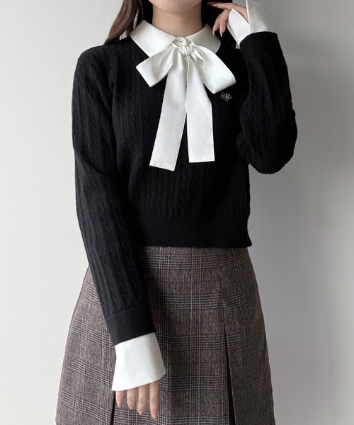 mipiarl(ミピアール)の「【リボン取り外し可能】シャツドッキングケーブルショートニット(ニット/セーター・レディース・アイボリー/ブラック/チャコール/ネイビー/ブラウン・LARGE/MEDIUM)」の9枚目の写真
