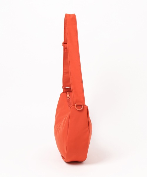 LEPSIM(レプシィム)の「撥水ソフトショルダー 573121(ショルダーバッグ・レディース・ブラック/グリーン/オレンジ・ONE SIZE)」の10枚目の写真