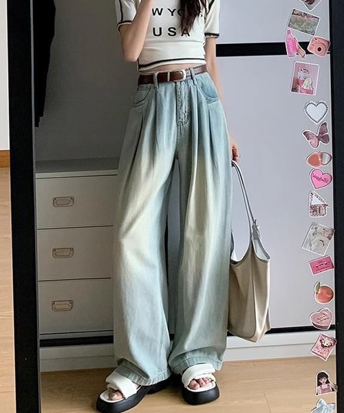 NANEA(ナネア)の「タック入りデニムパンツ(デニムパンツ・レディース・ネイビー/インディゴブルー/ブルー・SMALL/MEDIUM/LARGE/X-LARGE)」の10枚目の写真