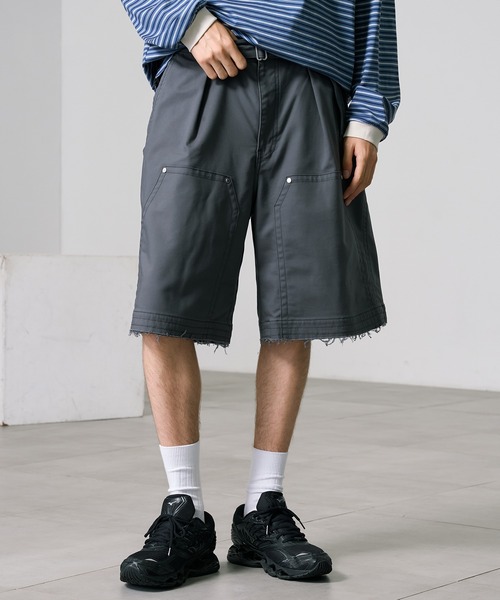 PUBLIC TOKYO(パブリックトウキョウ)の「SHIOTA BASIC ダブルニーショーツ(その他パンツ・メンズ・ダークグレー・2/1)」の2枚目の写真