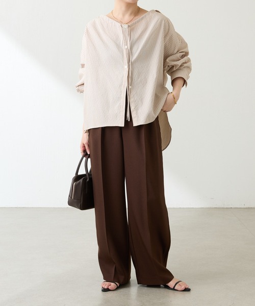 COLLAGE GALLARDAGALANTE（コラージュガリャルダガランテ）の「【OT】襟ギャザーシャツ（シャツ/ブラウス・レディース・ネイビー/ベージュ/ブルー・FREE）」の5枚目の写真