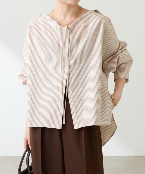 COLLAGE GALLARDAGALANTE（コラージュガリャルダガランテ）の「【OT】襟ギャザーシャツ（シャツ/ブラウス・レディース・ネイビー/ベージュ/ブルー・FREE）」の4枚目の写真