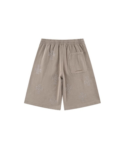 UNKNOWN LONDON（アンノウン・ロンドン）の「ショーツ｜Outline Cross Rhinestone Baggy Sweat Shorts｜Unknown London（デニムパンツ・メンズ・レッド/ブラック/ベージュ・SMALL/X-LARGE/LARGE/MEDIUM）」の7枚目の写真