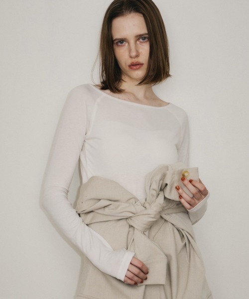 room153(ルームイチゴサン)の「ベーシックロングスリーブTOPS(Tシャツ/カットソー・レディース・ホワイト/ブラック/チャコールグレー/ミント・FREE)」の2枚目の写真