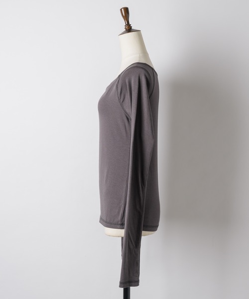 room153(ルームイチゴサン)の「ベーシックロングスリーブTOPS(Tシャツ/カットソー・レディース・ホワイト/ブラック/チャコールグレー/ミント・FREE)」の21枚目の写真