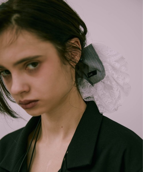 Carmelo（カーメロ）の「Big lace stripe chouchou（シュシュ・レディース・ライトグレー/チャコールグレー/ブラウン・FREE）」の9枚目の写真